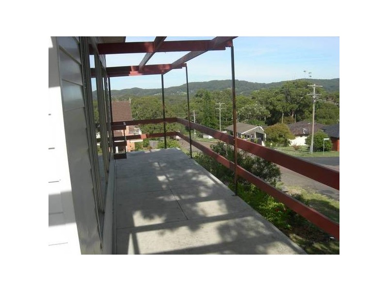 15 Shakespeare Avenue, Bateau Bay NSW 2261