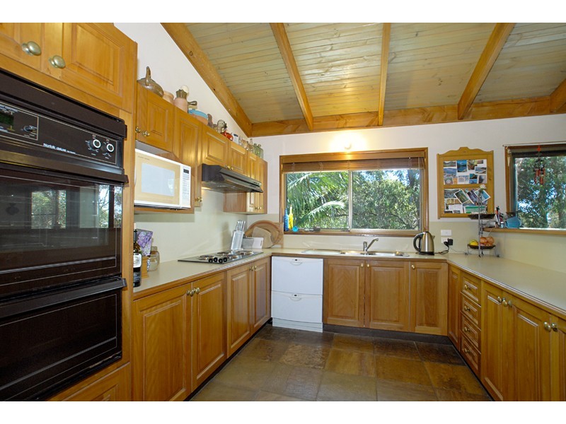 20 Northview Drive, Bateau Bay NSW 2261