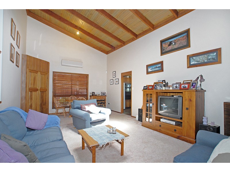 20 Northview Drive, Bateau Bay NSW 2261