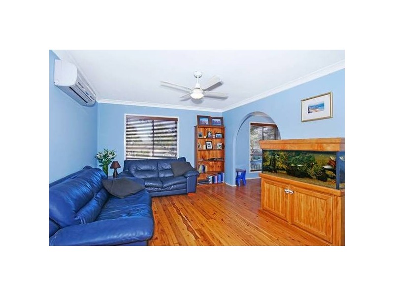 9 MacAuley Road, Bateau Bay NSW 2261