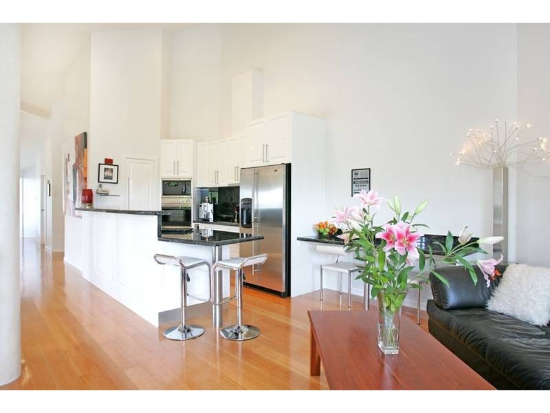 4 Curtis Close, Green Point NSW 2251