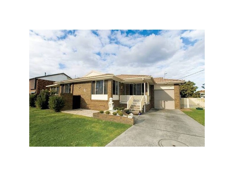 28 Moorlan Avenue, Killarney Vale NSW 2261