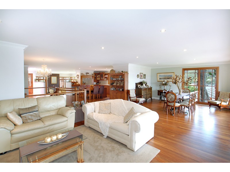 35 Asca Drive, Green Point NSW 2251