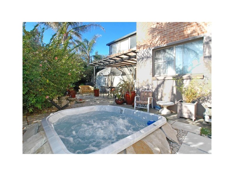 30 Pacific Street, Wamberal NSW 2260