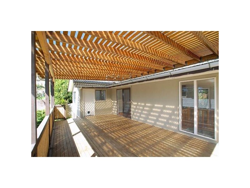 6 Mulawa Close, North Avoca NSW 2260