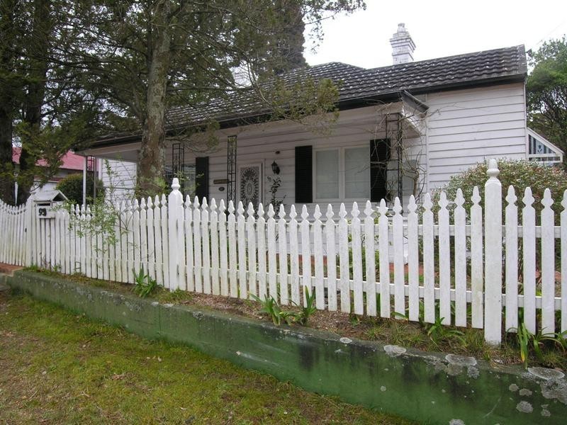 98 Megalong Street, Leura NSW 2780