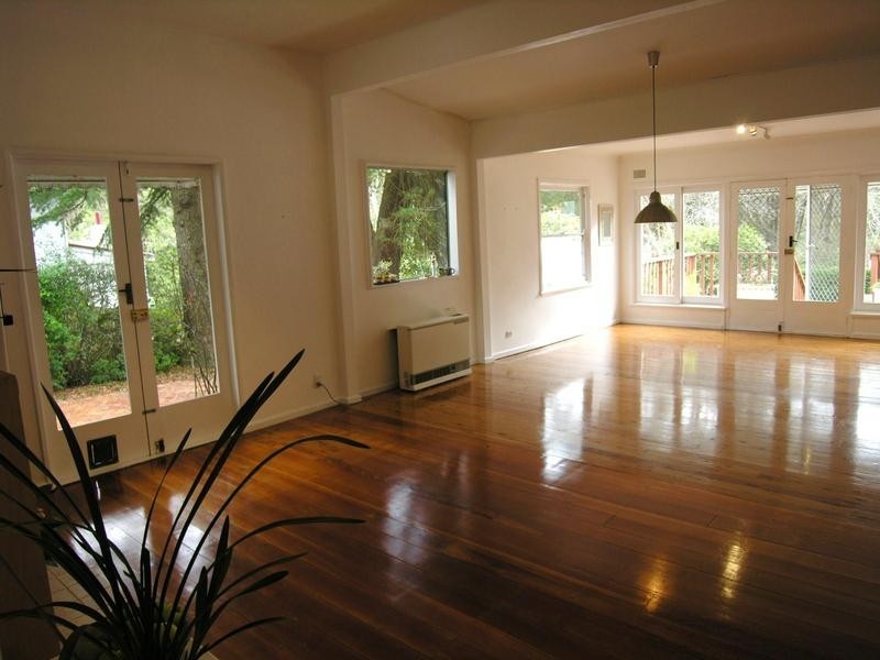98 Megalong Street, Leura NSW 2780