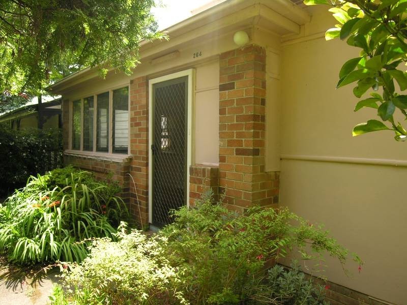 264 Leura Mall, Leura NSW 2780