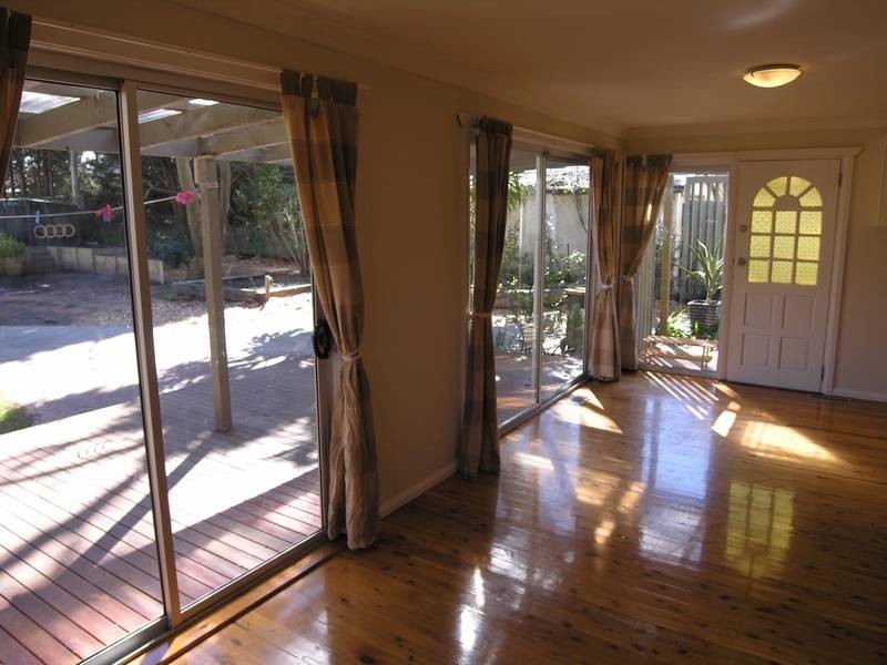 17 West End Street, Katoomba NSW 2780