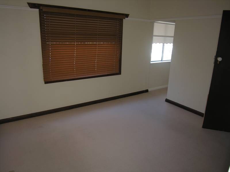 17 West End Street, Katoomba NSW 2780