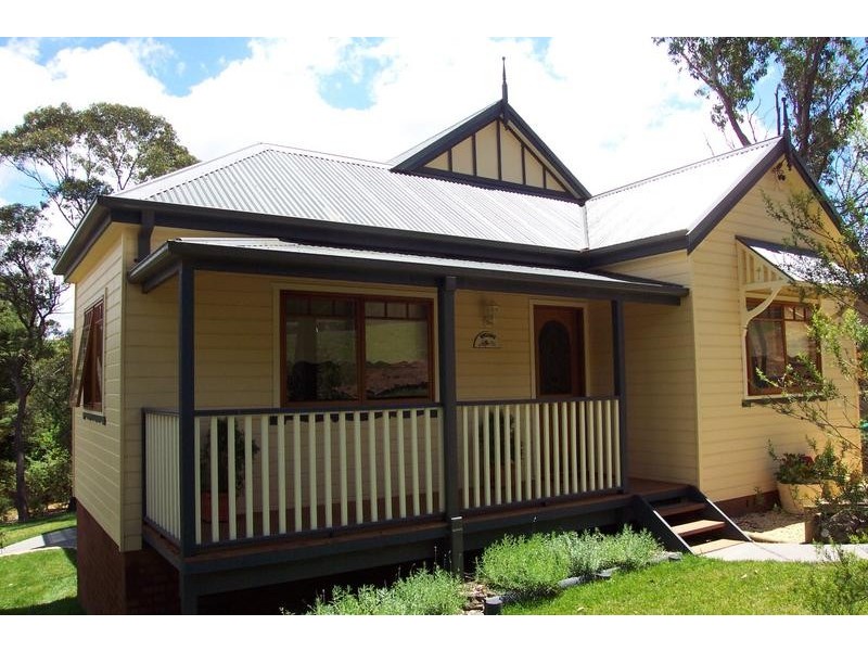 10 Govett Street, Katoomba NSW 2780