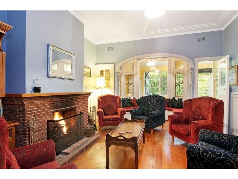 9 Brentwood Avenue, Blackheath NSW 2785