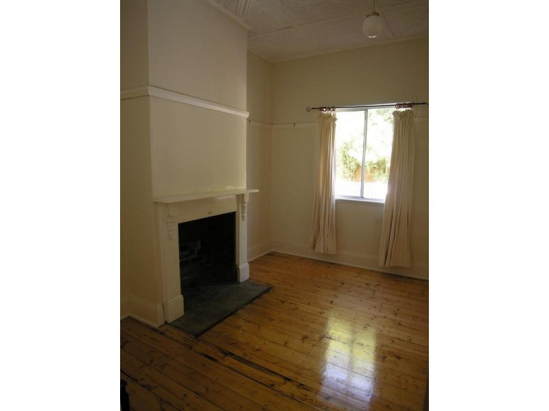 4 Neale Street, Katoomba NSW 2780