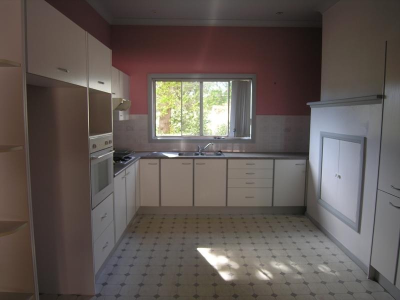 4 Neale Street, Katoomba NSW 2780