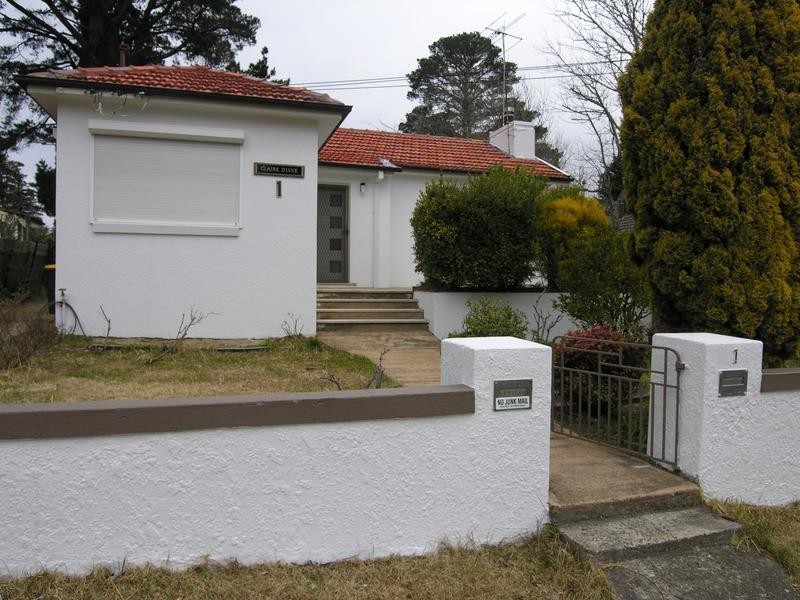 Flat 1/1 Birdwood Avenue, Katoomba NSW 2780