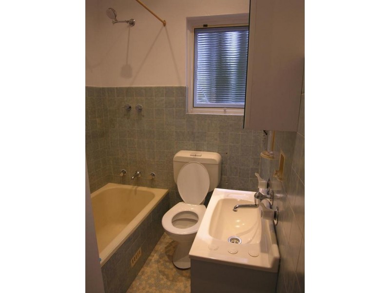 Flat 1/1 Birdwood Avenue, Katoomba NSW 2780