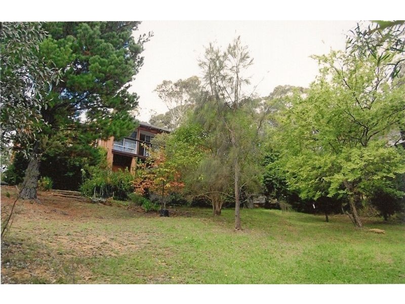 6 Rawson Parade, Leura NSW 2780