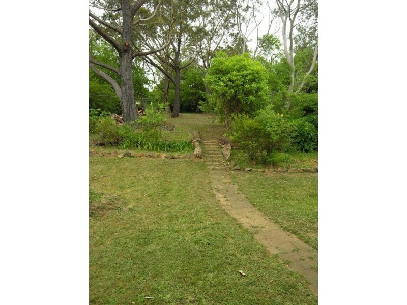 24 Blackheath Street, Leura NSW 2780