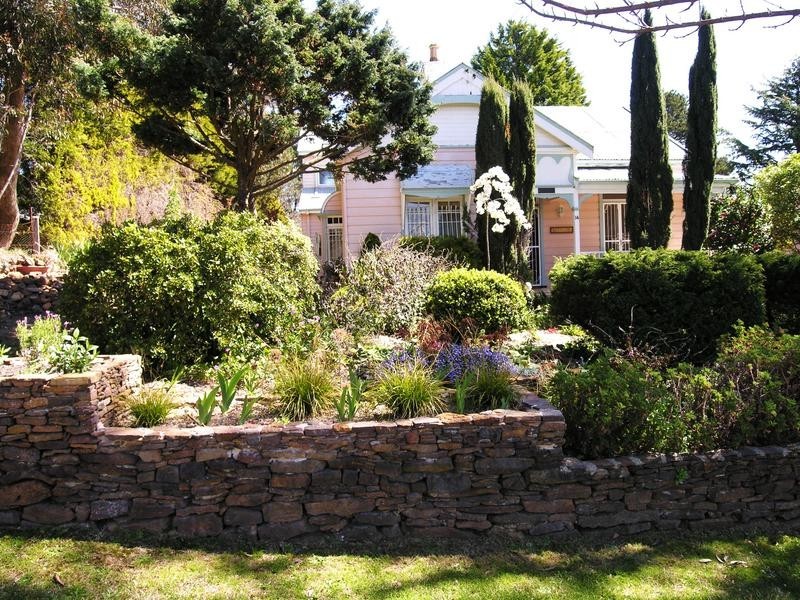 14 East View Avenue, Leura NSW 2780