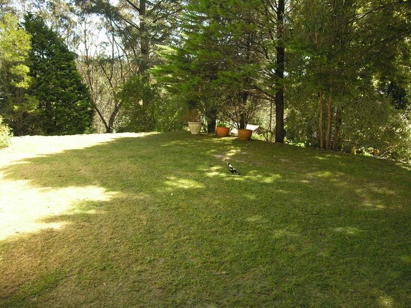 14 East View Avenue, Leura NSW 2780