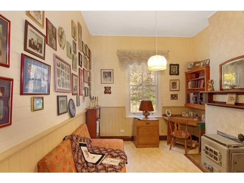 14 East View Avenue, Leura NSW 2780