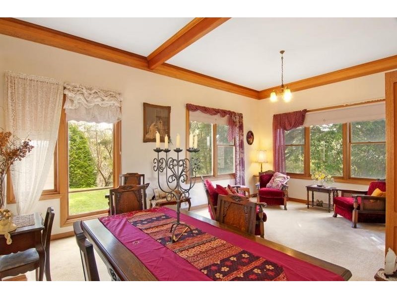 14 East View Avenue, Leura NSW 2780