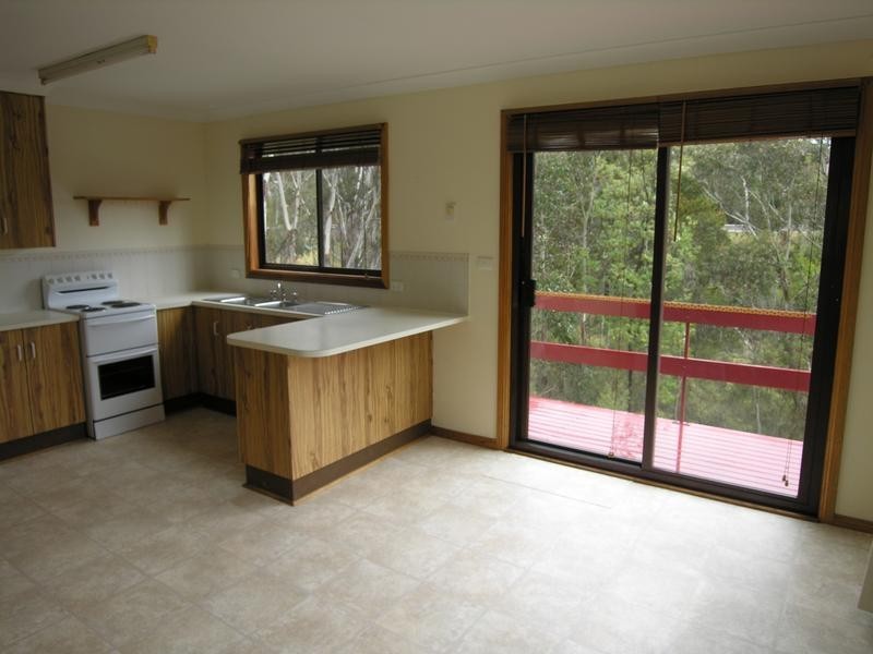 6 Eunoe Street, Katoomba NSW 2780