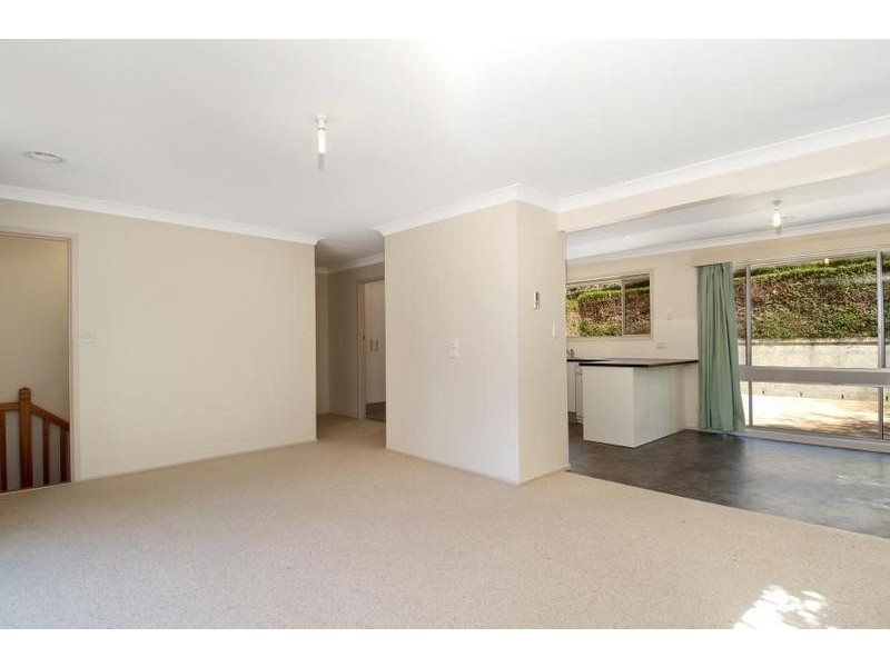 23 Jamieson Street, Wentworth Falls NSW 2782