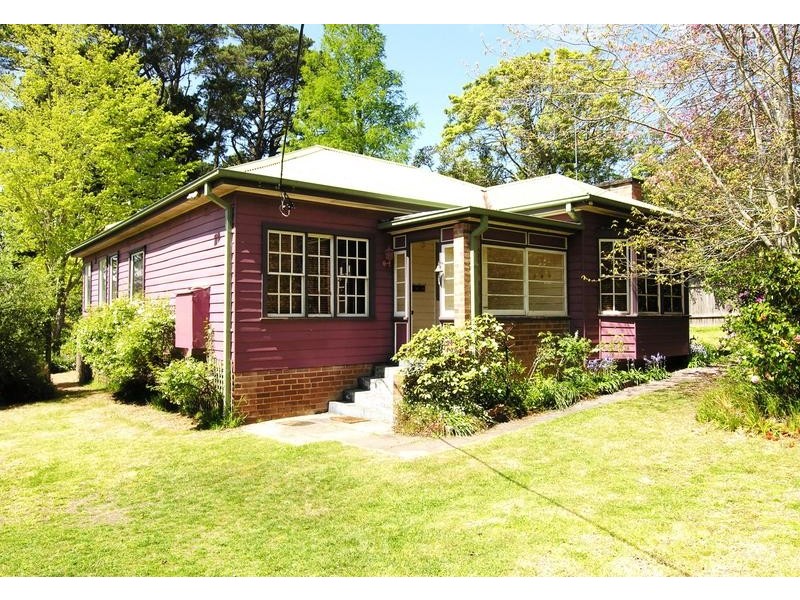 46 Cascade Street, Wentworth Falls NSW 2782