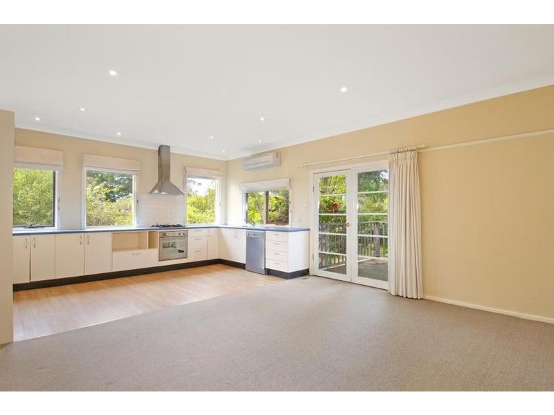 46 Cascade Street, Wentworth Falls NSW 2782