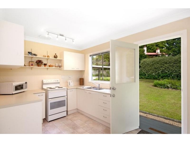 10 Scott Avenue, Leura NSW 2780