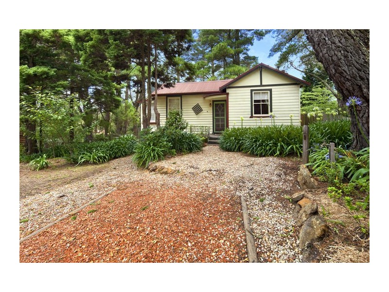 81 Minni Ha Ha Rd, Katoomba NSW 2780