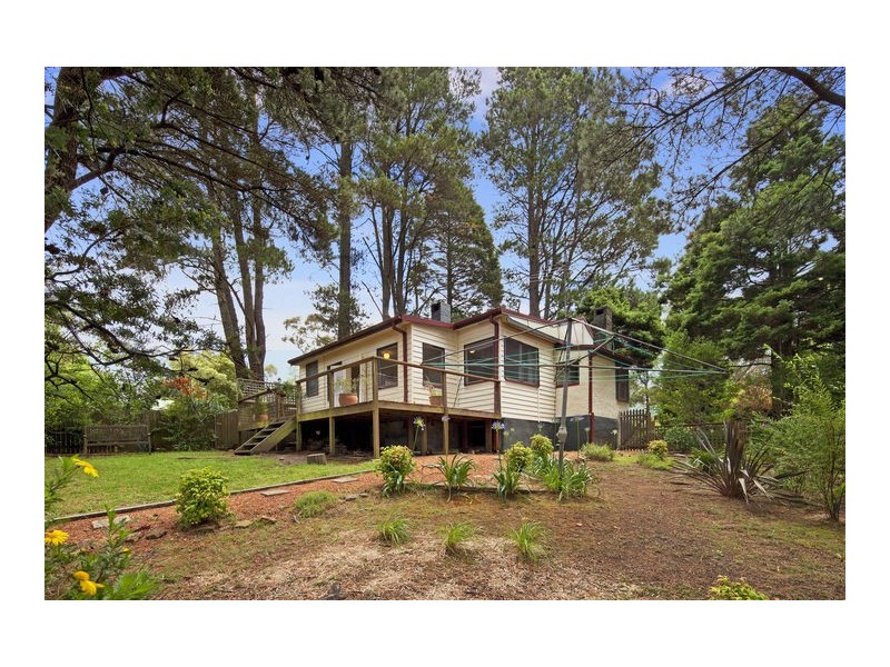 81 Minni Ha Ha Rd, Katoomba NSW 2780
