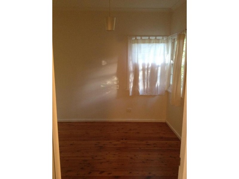 90 Valley Road, Wentworth Falls NSW 2782