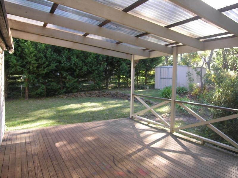 14 Lawson View Parade, Wentworth Falls NSW 2782