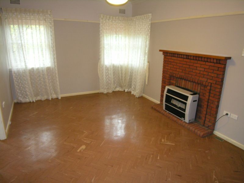 39 Cascade Street, Wentworth Falls NSW 2782