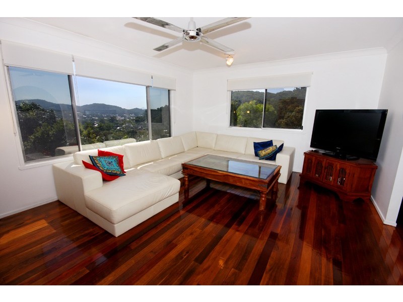 31 Panorama Drive, Nambour QLD 4560