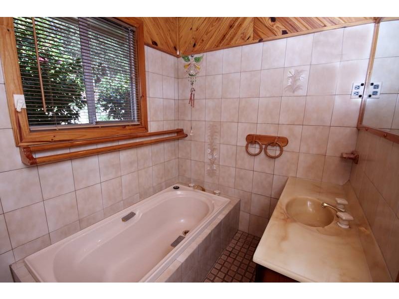 31 Panorama Drive, Nambour QLD 4560