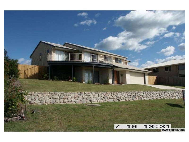 8 Dalzell Court, Nambour QLD 4560