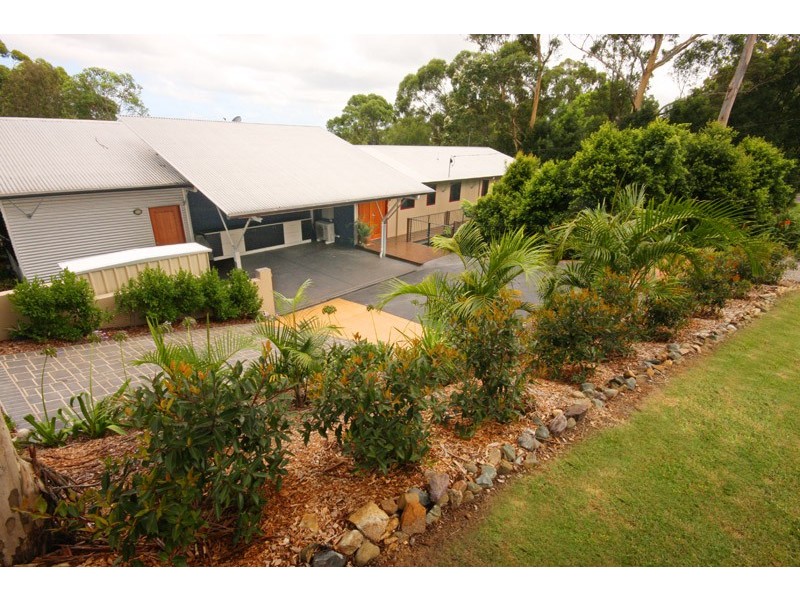 102-104 Panorama Drive, Nambour QLD 4560