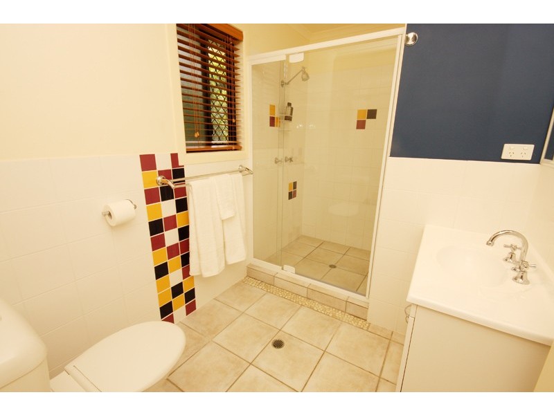 102-104 Panorama Drive, Nambour QLD 4560