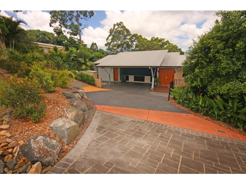 102-104 Panorama Drive, Nambour QLD 4560