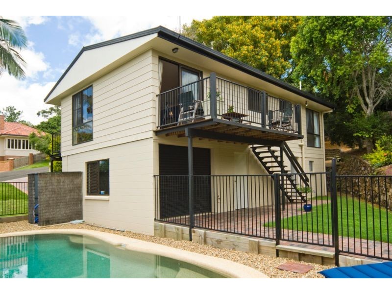 5 Parsons Street, Nambour QLD 4560