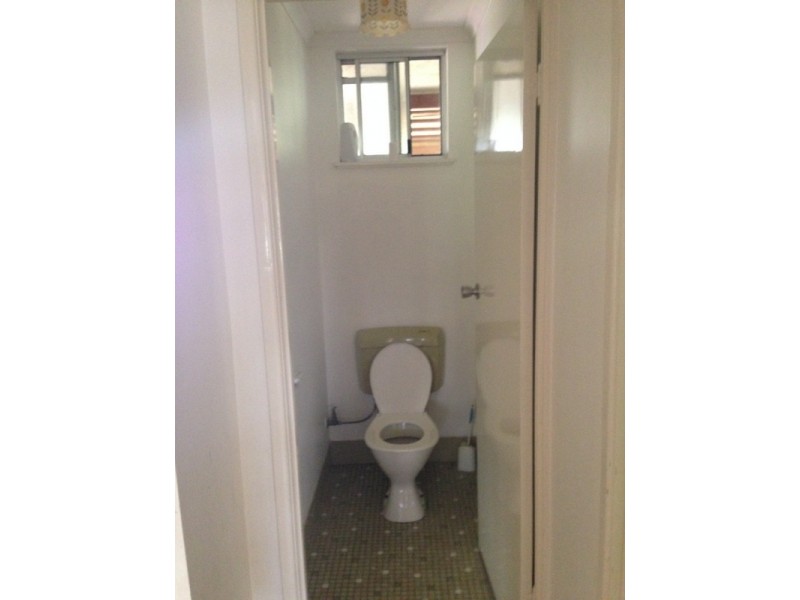 35 Avocado Crescent, Bli Bli QLD 4560