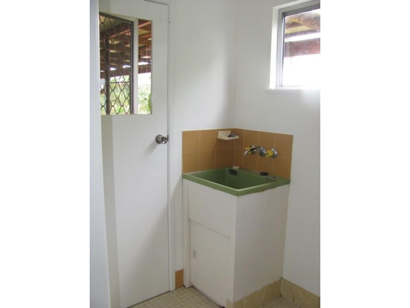 35 Avocado Crescent, Bli Bli QLD 4560