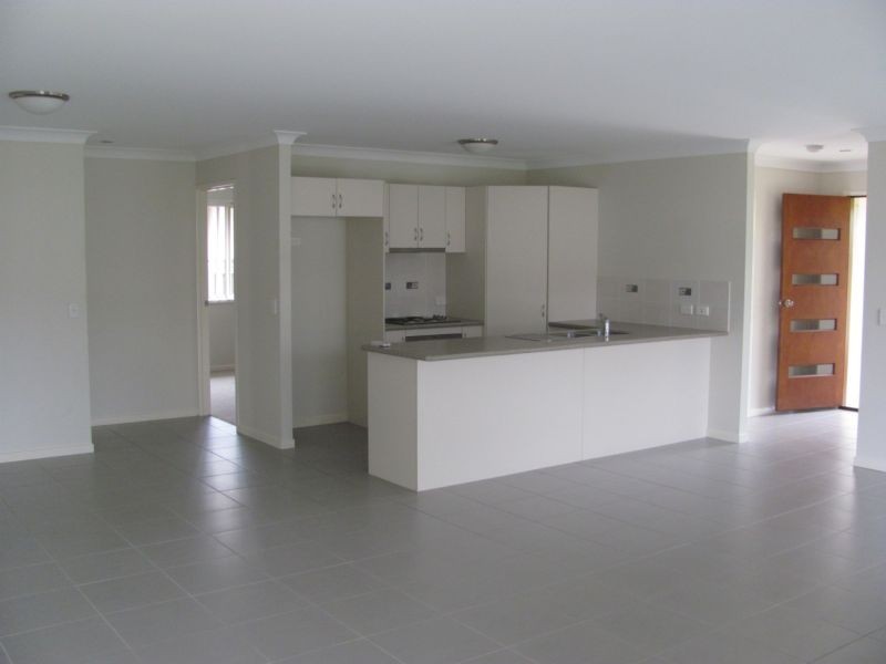 24 Imagination Drive, Nambour QLD 4560