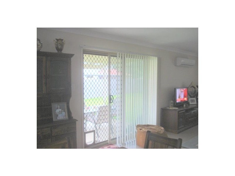 17 Vincent Drive, Nambour QLD 4560