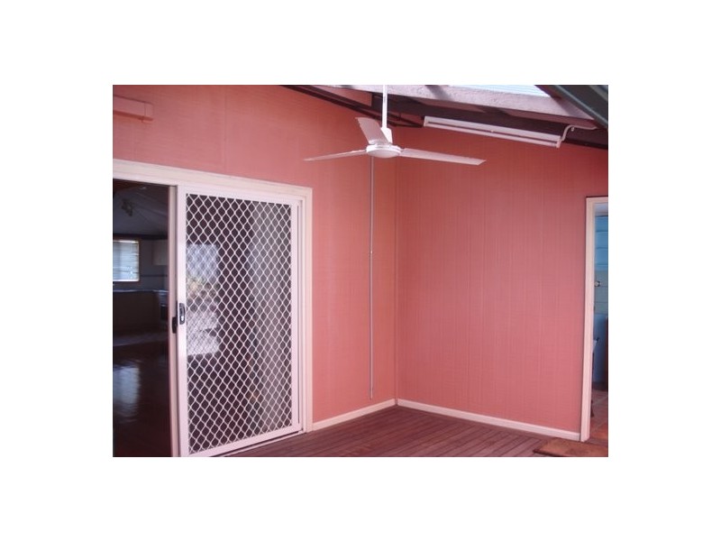 21 Arundell Avenue, Nambour QLD 4560