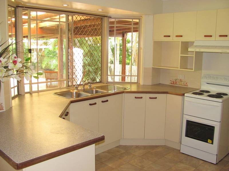 15 Swallow Street, Nambour QLD 4560