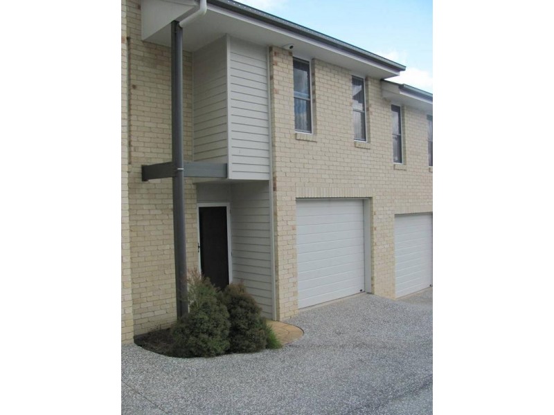 2/66 CARTER ROAD, Nambour QLD 4560